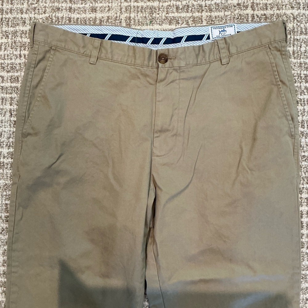 Southern Tide Tan Chinos Classic Style sz 38x29 - Picture 2 of 5